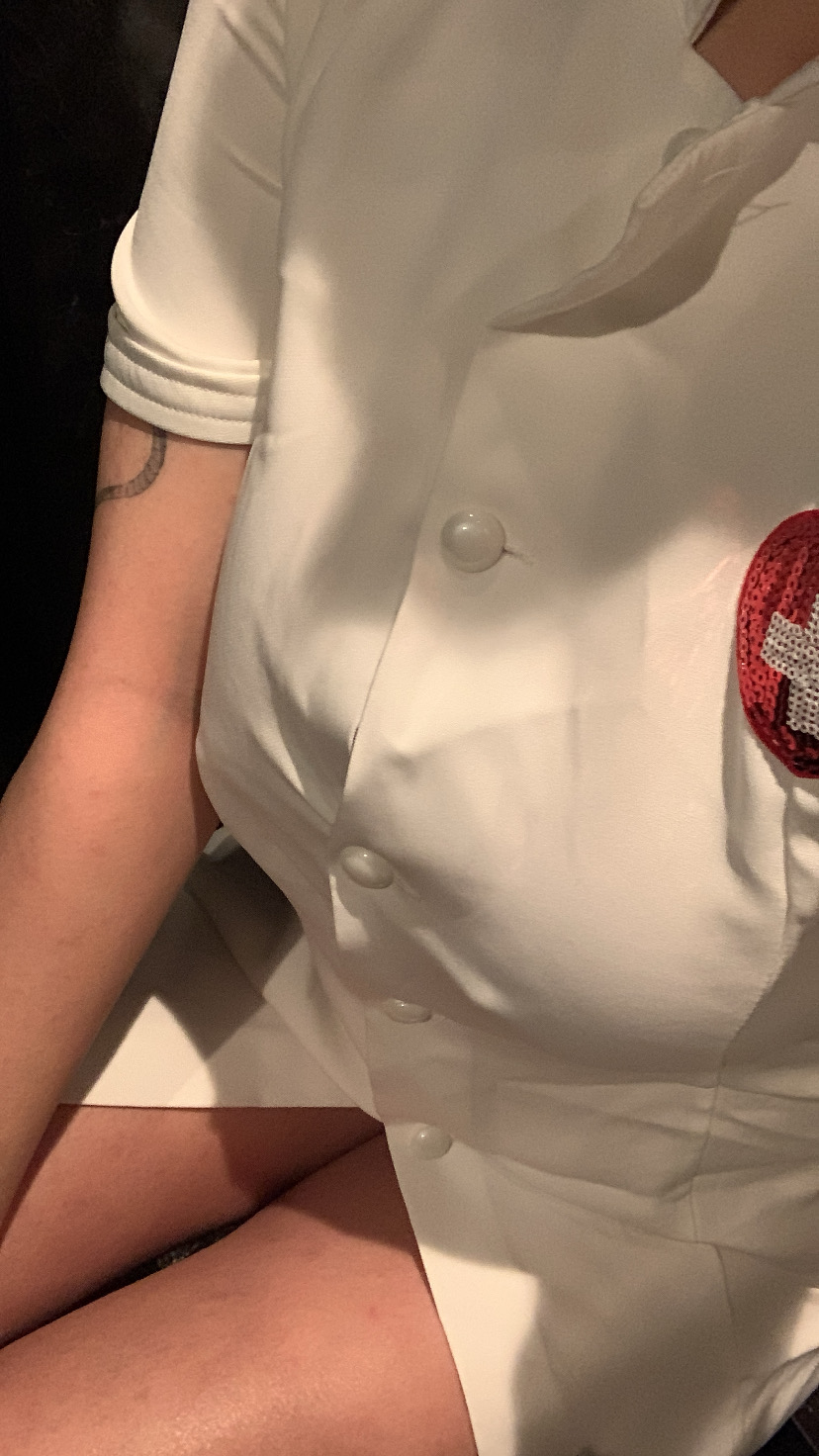 アキナブログ 雨です☔️ - 逆いちゃキャバ 新橋 CLUB LOVEST ラベスト