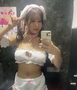 ももブログ ツインテール🎀