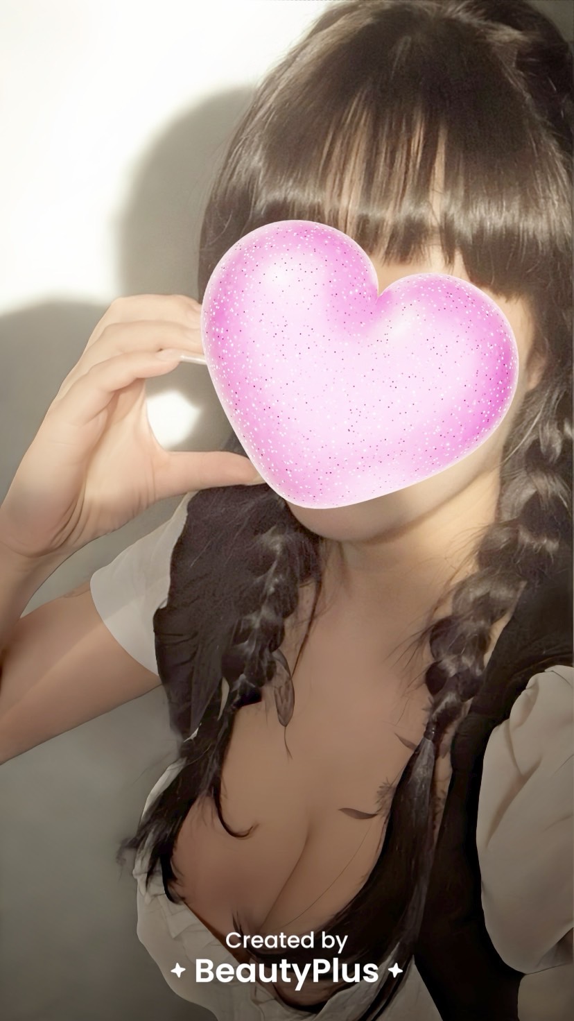 アキナブログ 初投稿です❣️ - 逆いちゃキャバ 新橋 CLUB LOVEST ラベスト