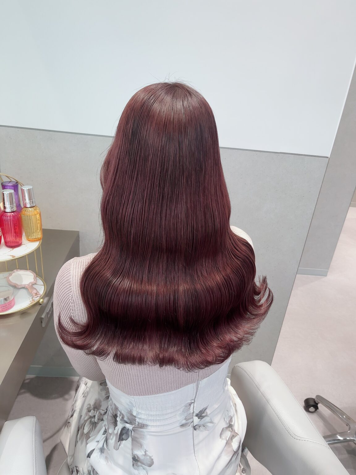 ももブログ にゅーへあ🫶 - 逆いちゃキャバ 新橋 CLUB LOVEST ラベスト