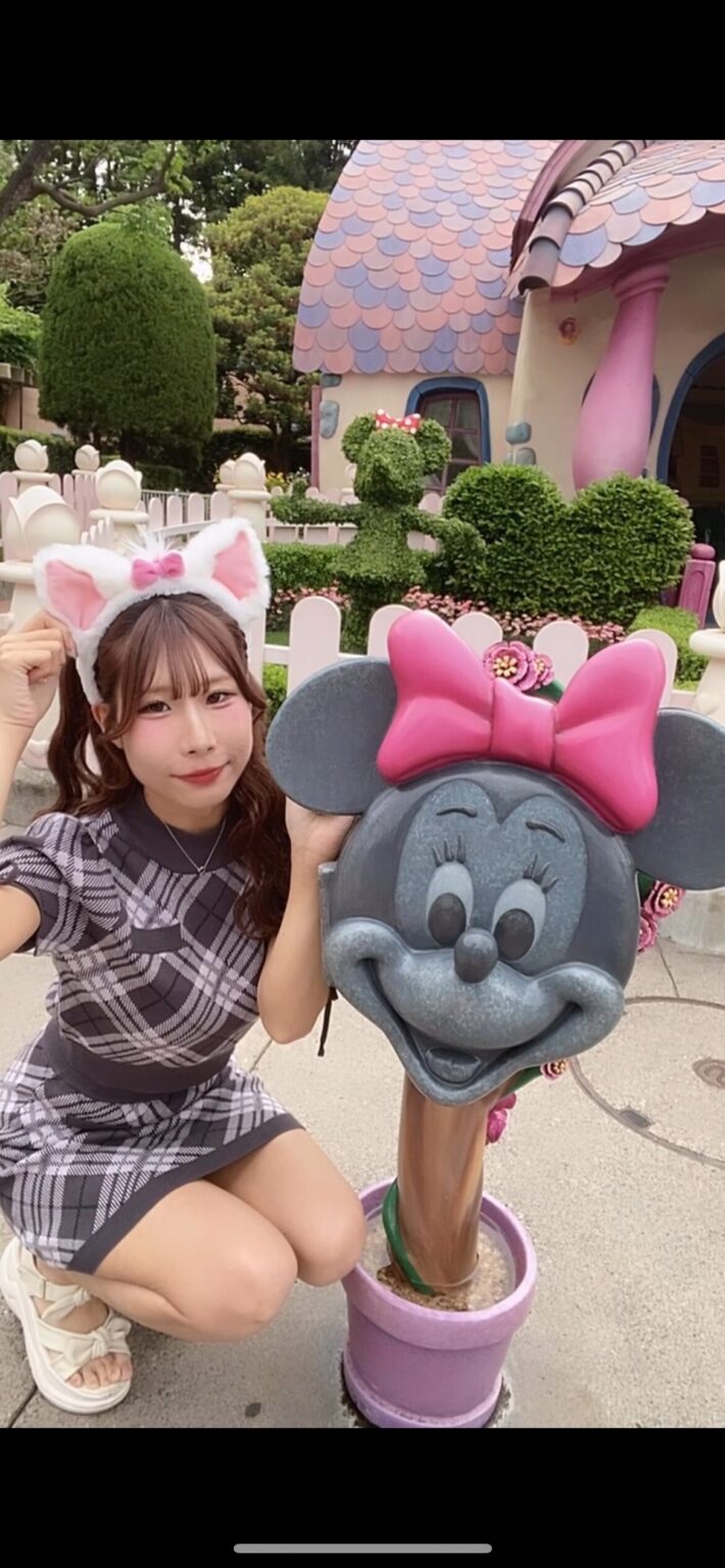 ももブログ 火曜日🫶 - 逆いちゃキャバ 新橋 CLUB LOVEST ラベスト