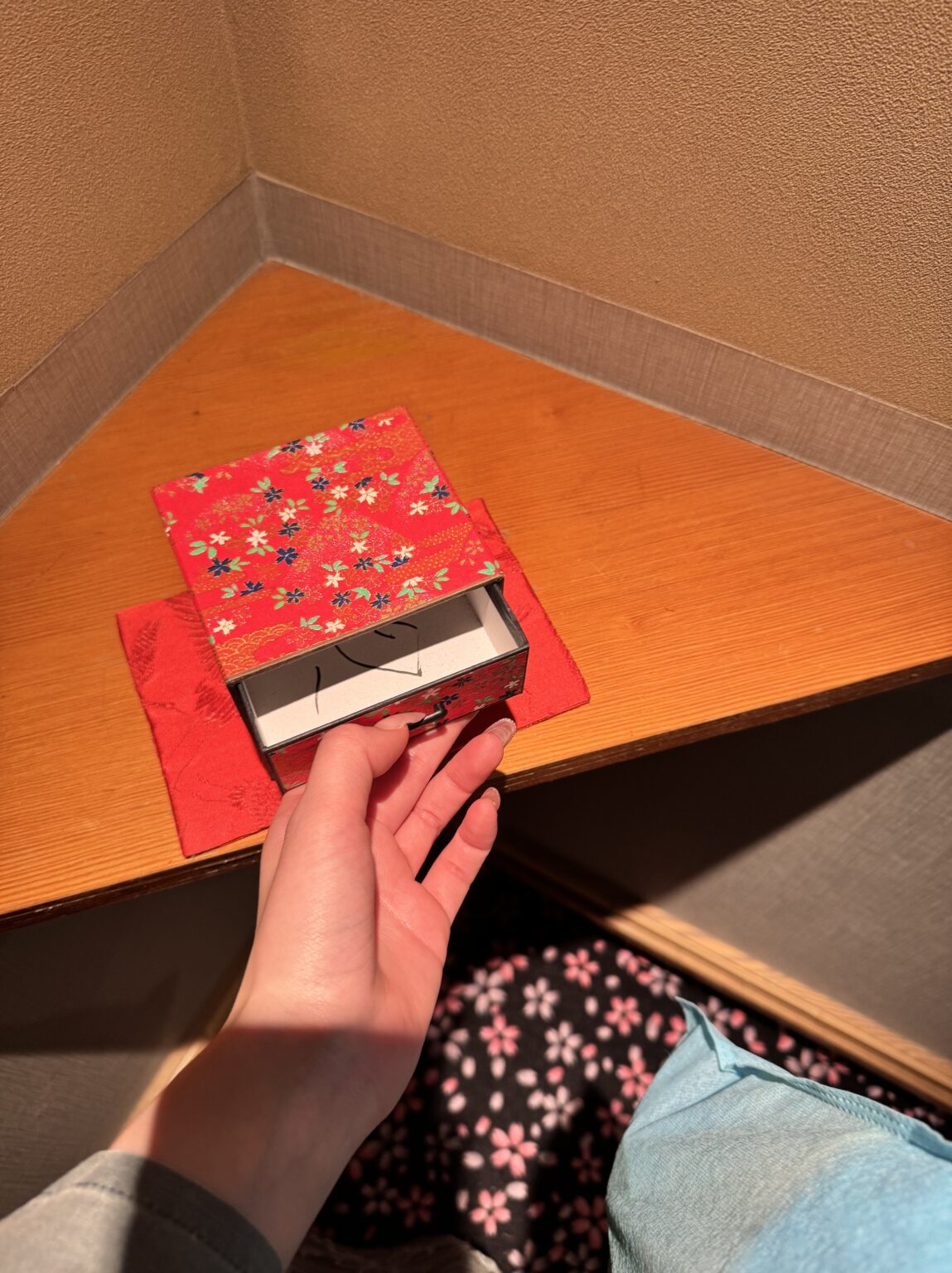 あんブログ 今週ラスト〜! - 逆いちゃキャバ 新橋 CLUB LOVEST ラベスト