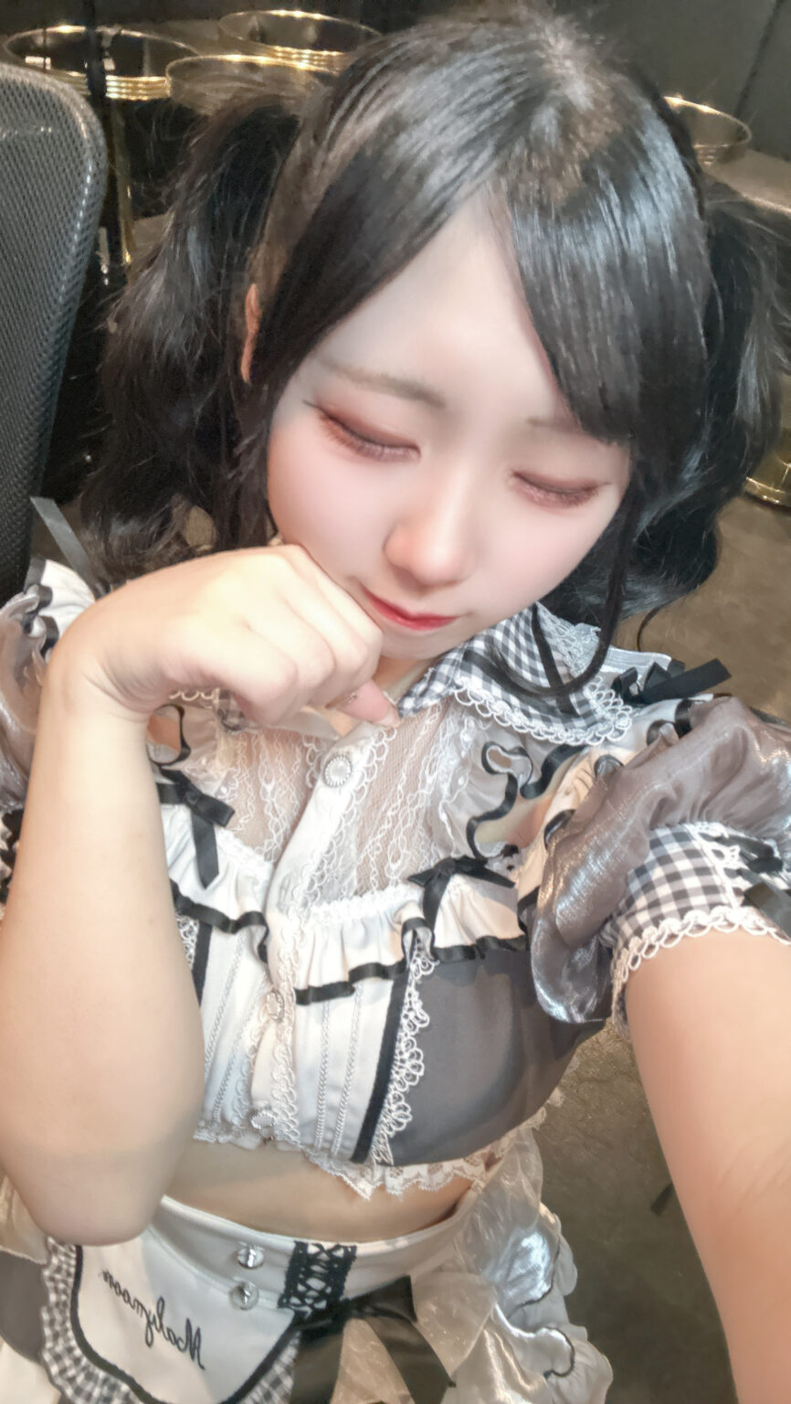 ゆきのブログ いつもと違う…? - 逆いちゃキャバ 新橋 CLUB LOVEST ラベスト