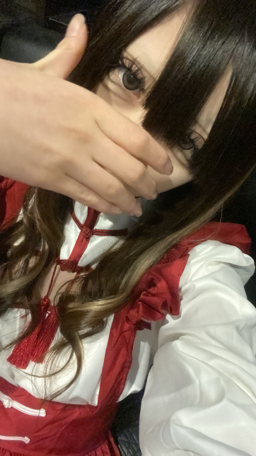 珍しく赤白❤️‎🤍 - 逆いちゃキャバ 新橋 CLUB LOVEST ラベスト