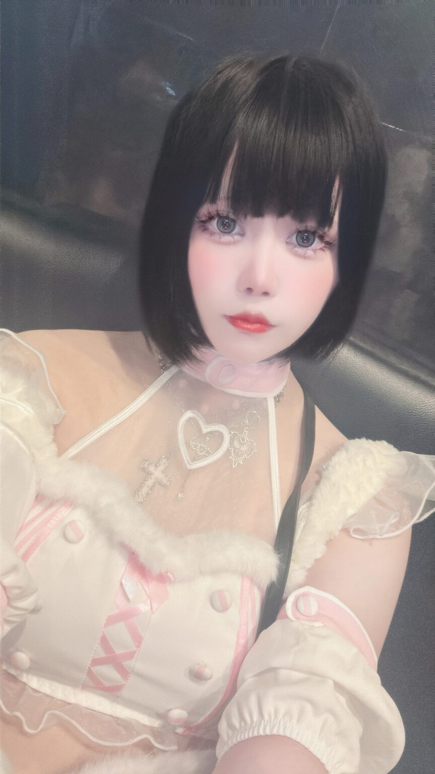 メイド服チェンジ - 逆いちゃキャバ 新橋 CLUB LOVEST ラベスト